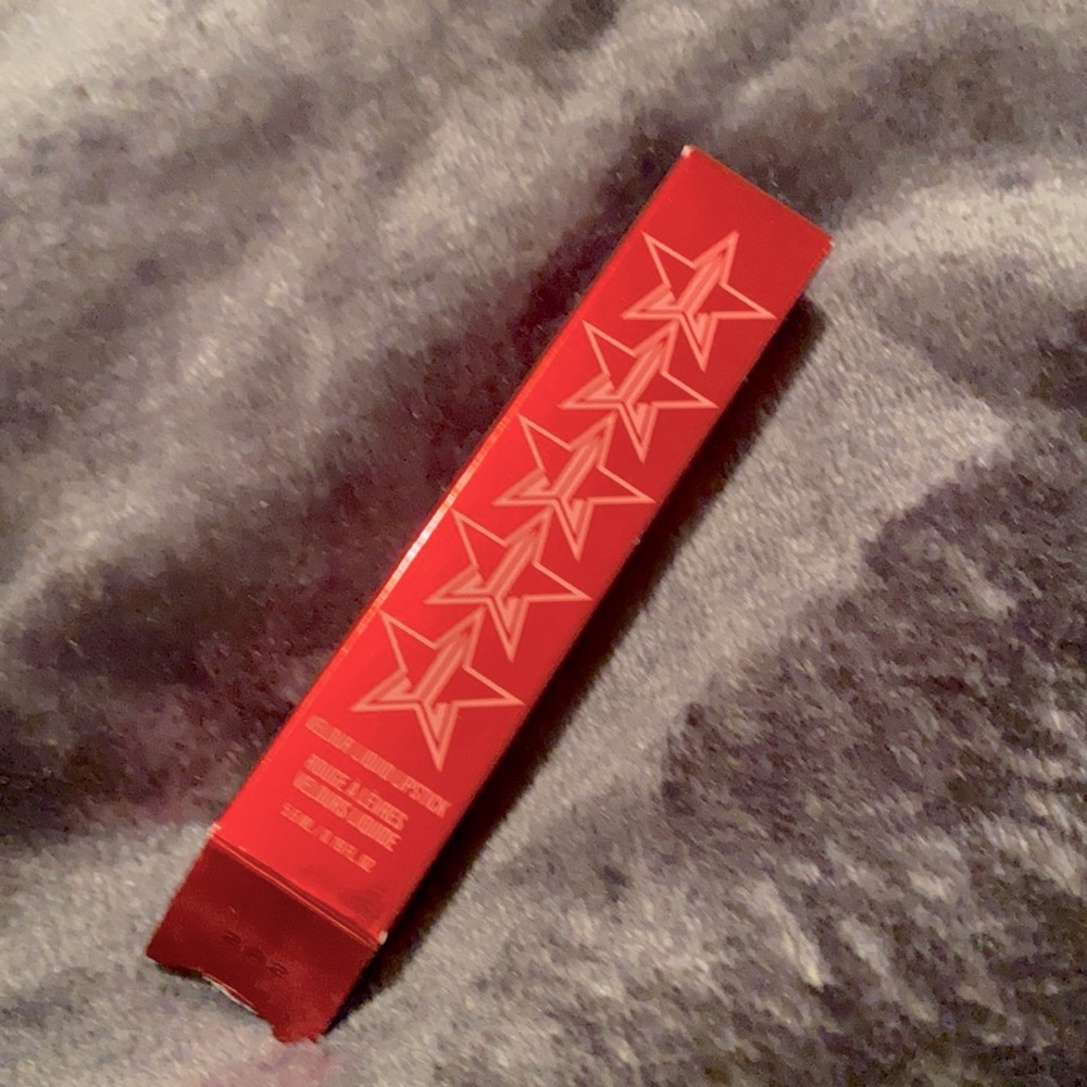 BNIB Limited Edition Jeffree Stars Valentines lipstick